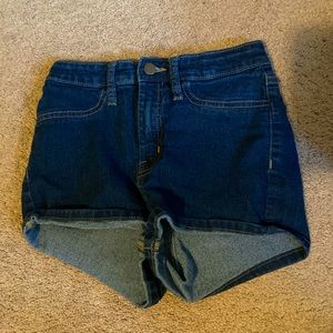 Plain denim shorts